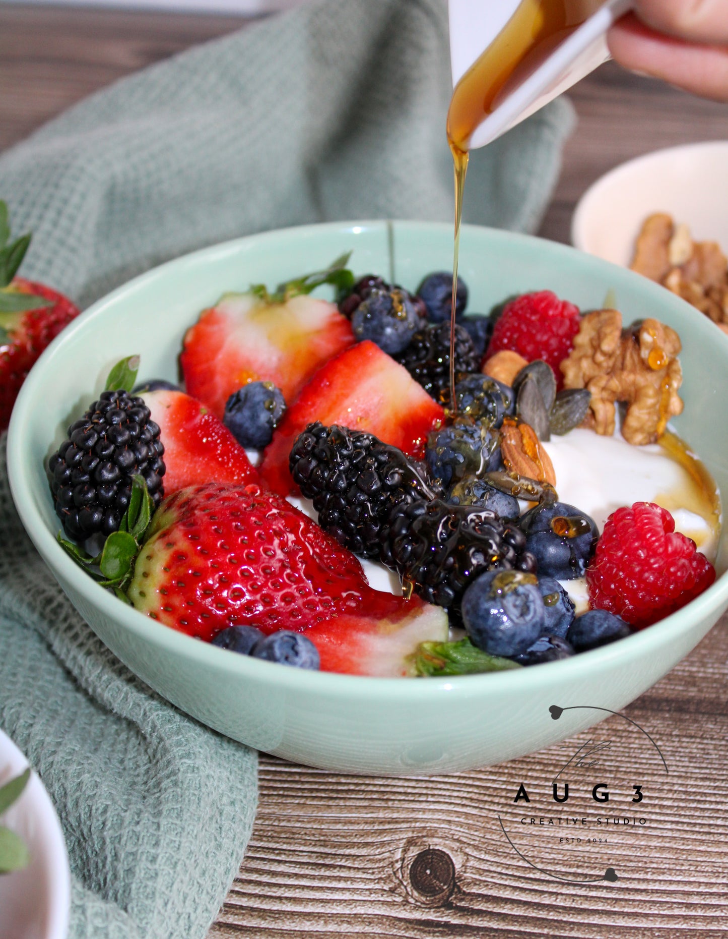 High-Protein Cottage Cheese Yogurt Bowl